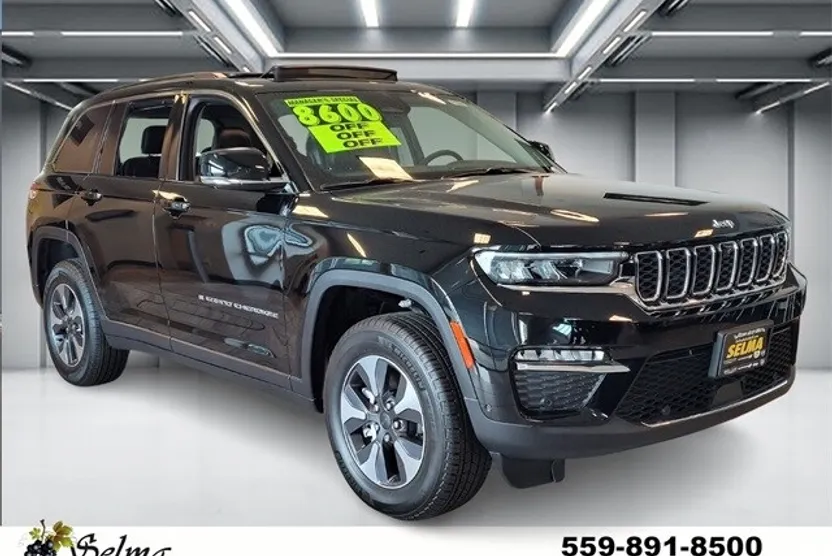 2022 Jeep Grand Cherokee 4xe photo 1