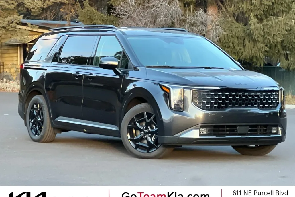 2025 Kia Carnival SX photo 1