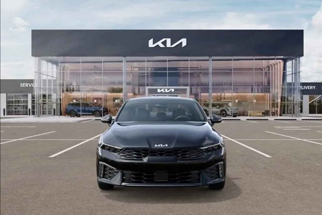 2026 Kia K5 GT-Line photo 1