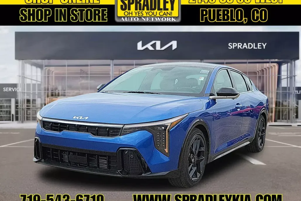 2025 Kia K4 GT-Line Turbo photo 1