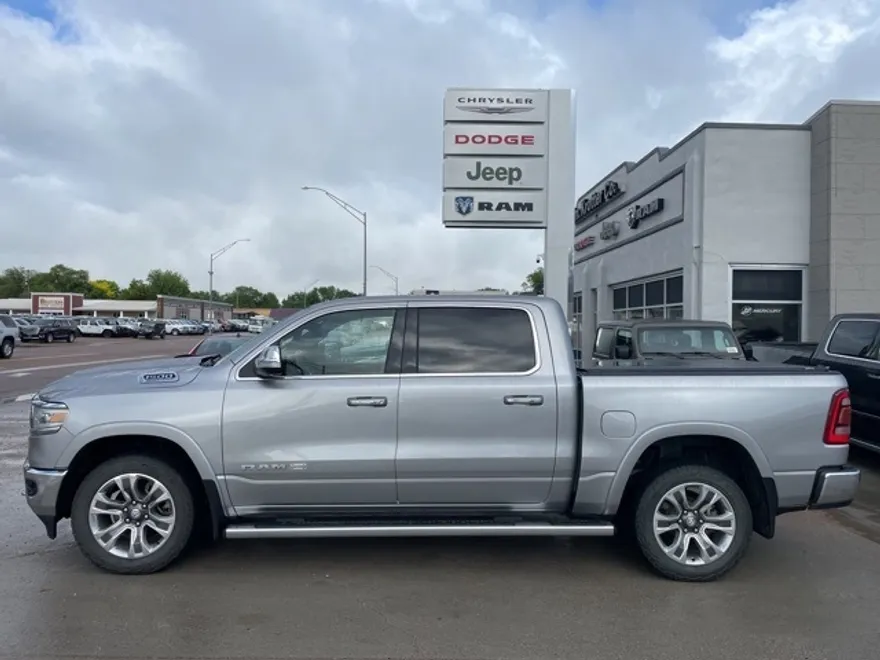 2022 Ram 1500 Laramie Longhorn photo 1