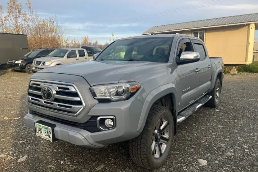 2019 Toyota Tacoma Double Cab Limited photo 1