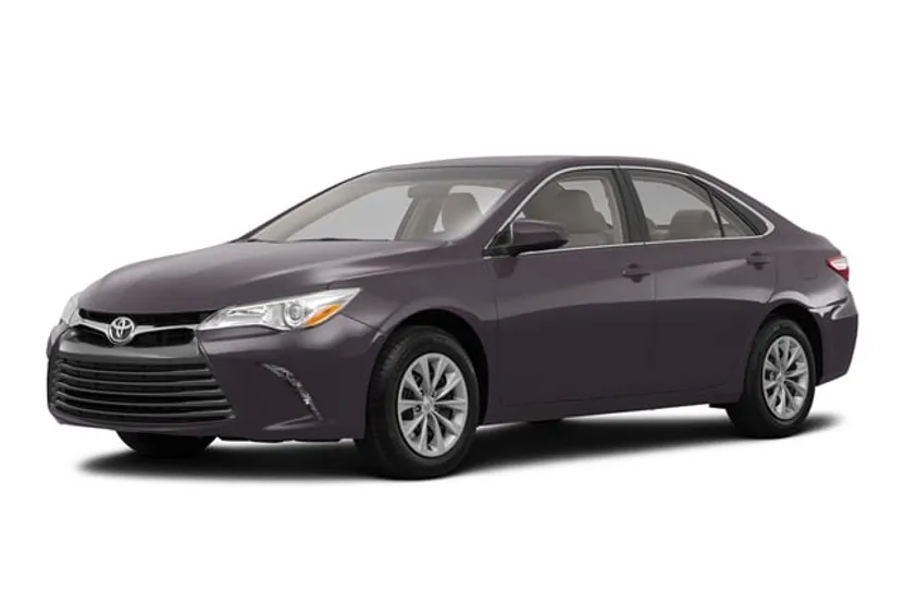 2017 Toyota Camry LE photo 1