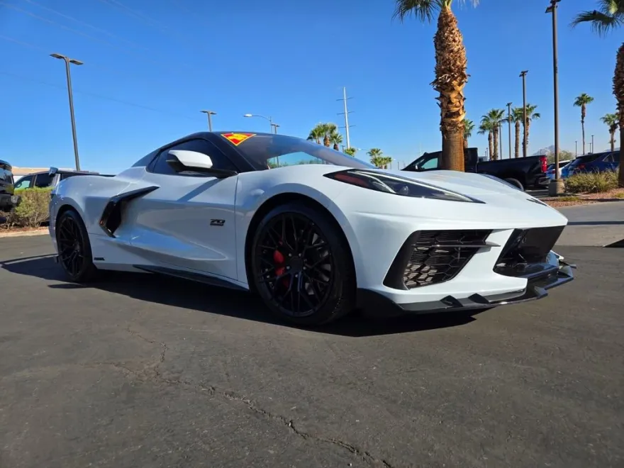 2020 Chevrolet Corvette Stingray 3LT photo 1