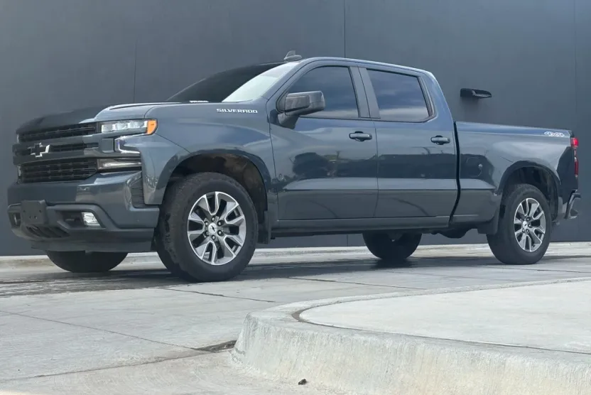 2021 Chevrolet Silverado 1500 RST photo 1