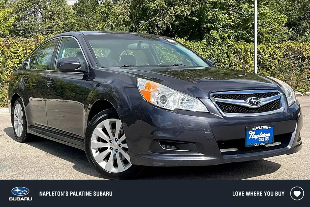 2010 Subaru Legacy 2.5i photo 1