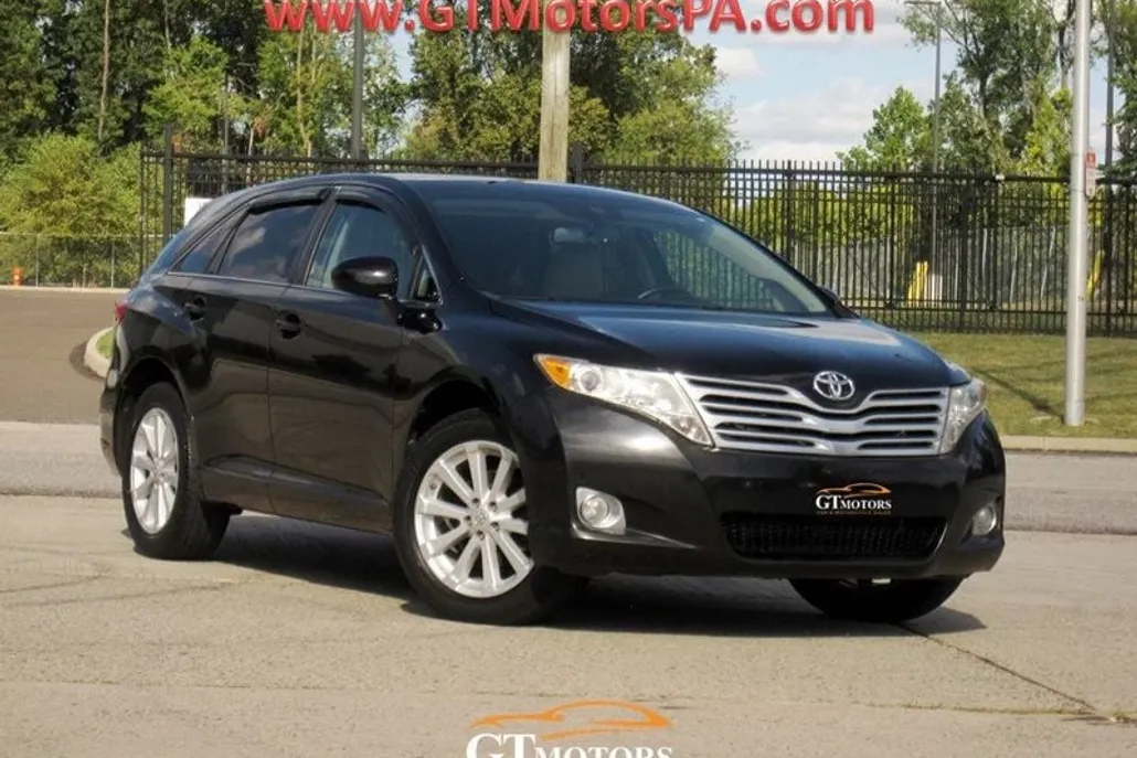 2010 Toyota Venza photo 1