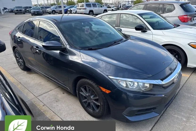 2017 Honda Civic LX photo 1
