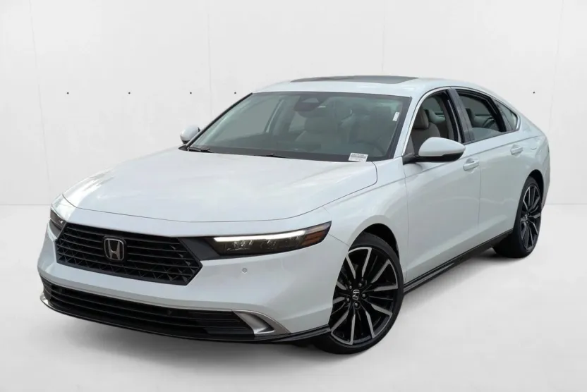 2025 Honda Accord Hybrid Touring photo 1