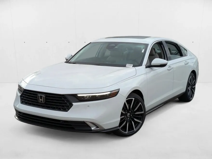 2025 Honda Accord Hybrid Touring photo 1