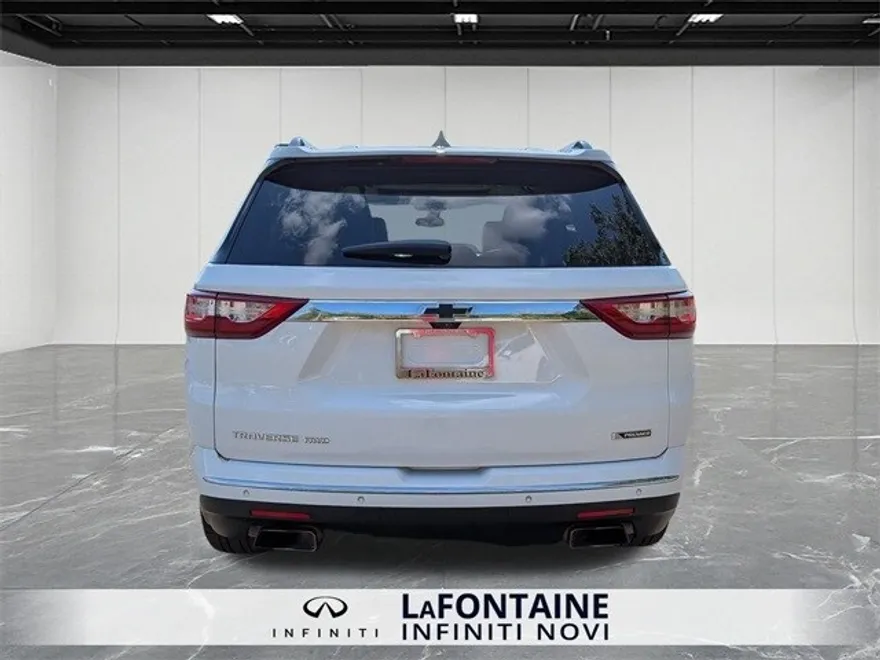 2018 Chevrolet Traverse Premier photo 1