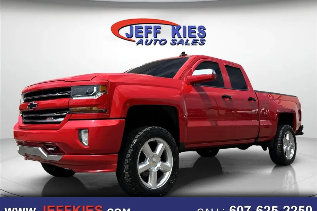 2019 Chevrolet Silverado 1500 Custom photo 1