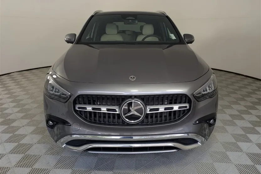 2026 Mercedes Benz GLA 250 photo 1