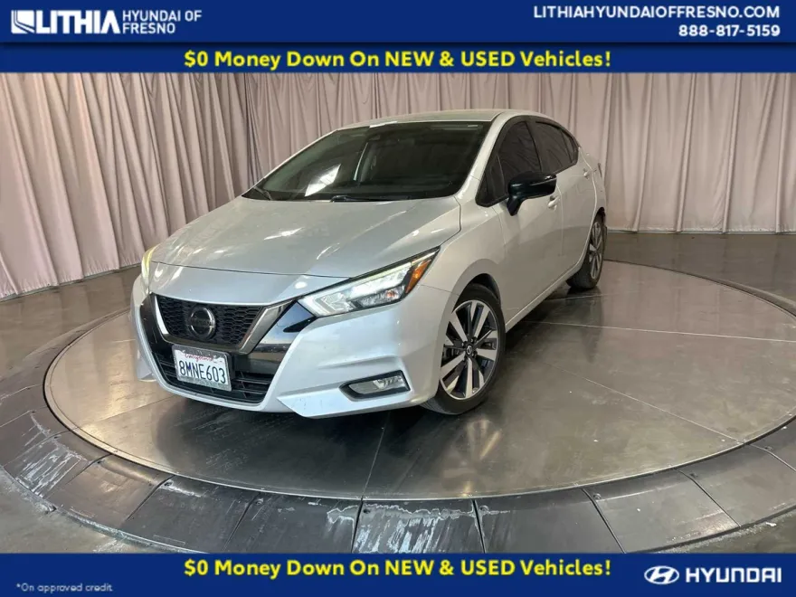 2020 Nissan Versa 1.6 SR photo 1