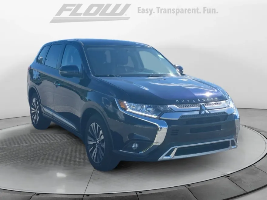 2019 Mitsubishi Outlander SE photo 1