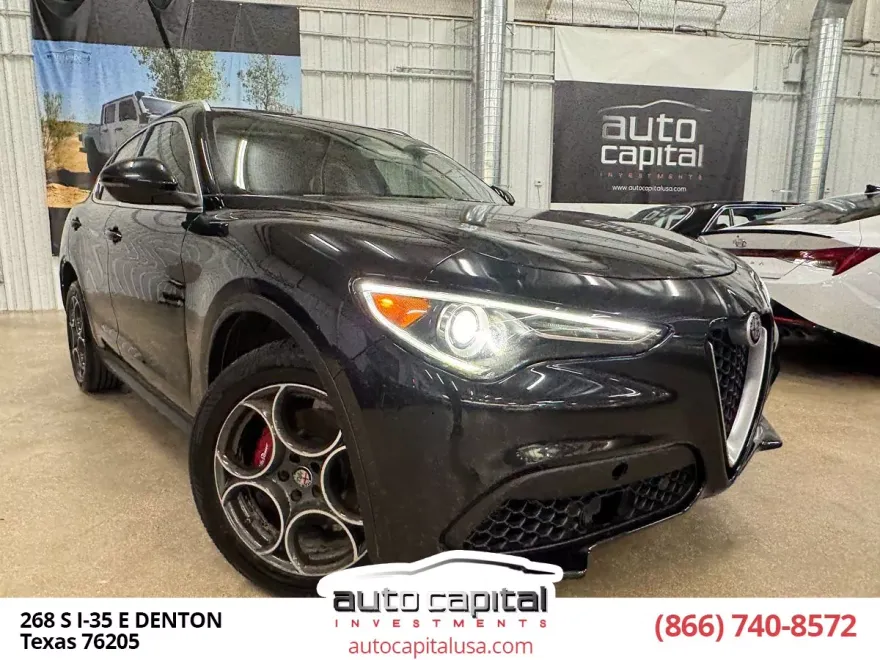 2018 Alfa Romeo Stelvio Ti photo 1