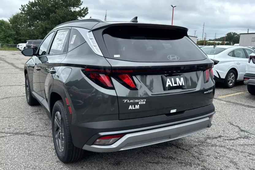 2025 Hyundai Tucson Hybrid Blue photo 1
