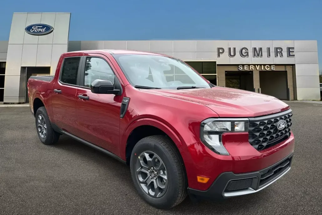 2025 Ford Maverick XLT photo 1