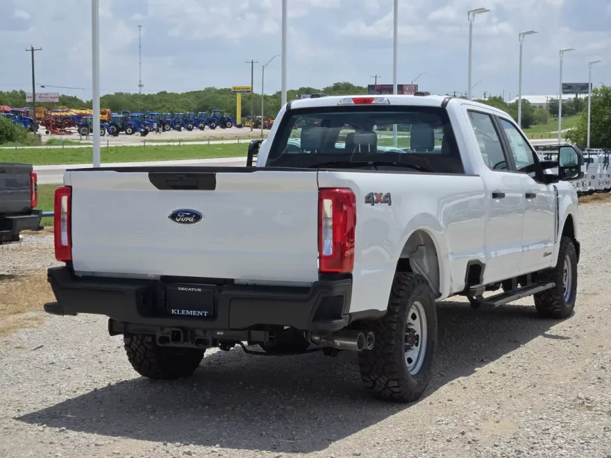 2025 Ford F-250 XL photo 1