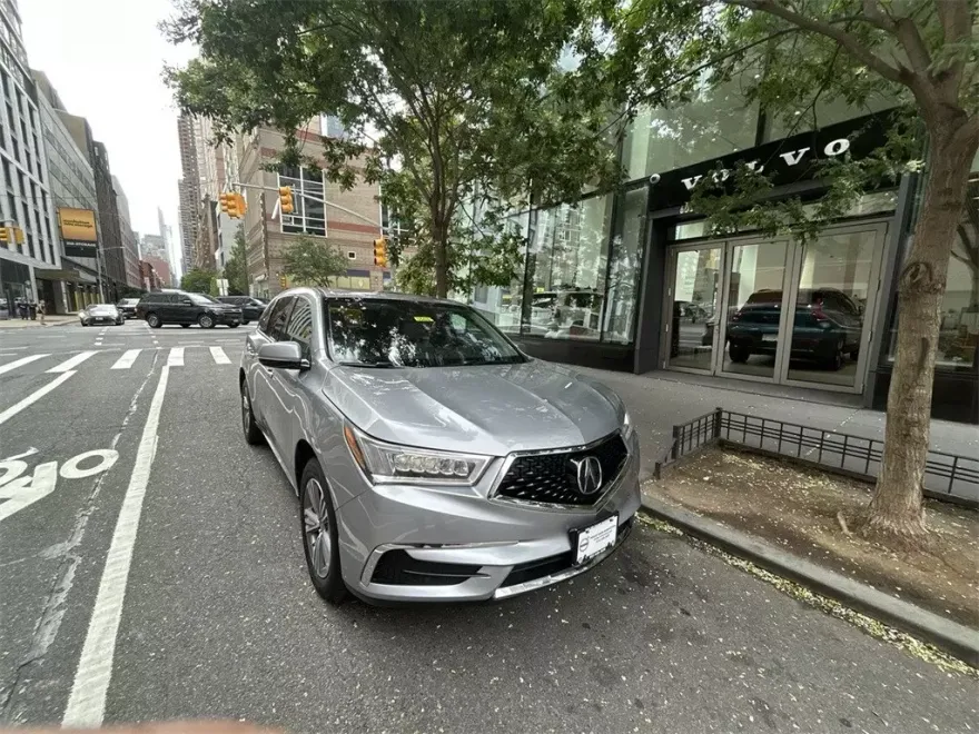 2020 Acura MDX SH-AWD photo 1