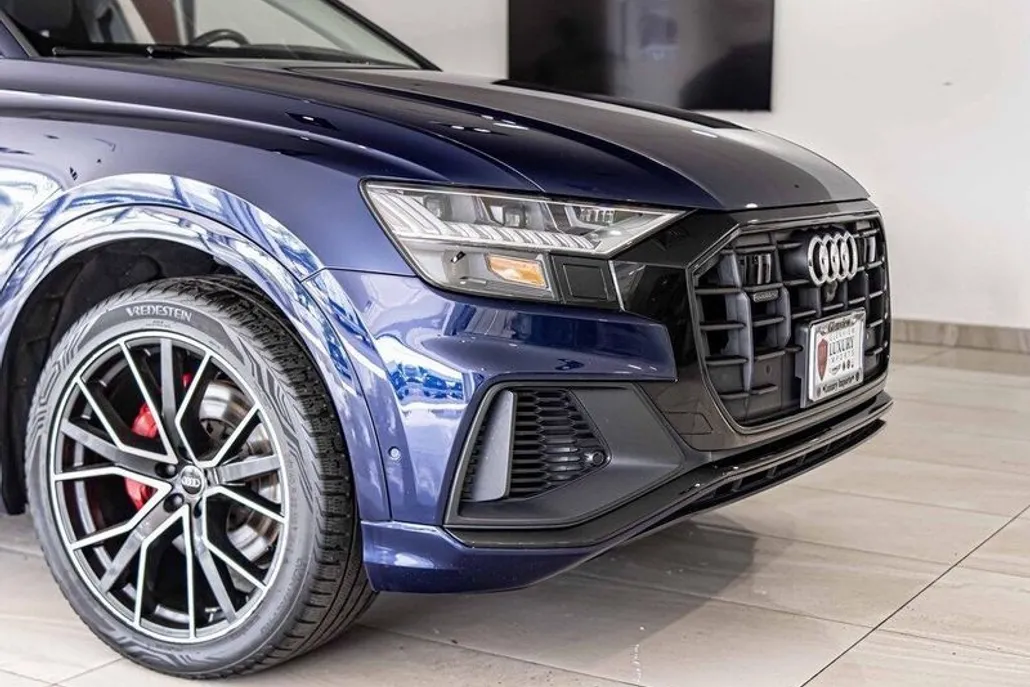 2019 Audi Q8 Prestige 55 photo 1