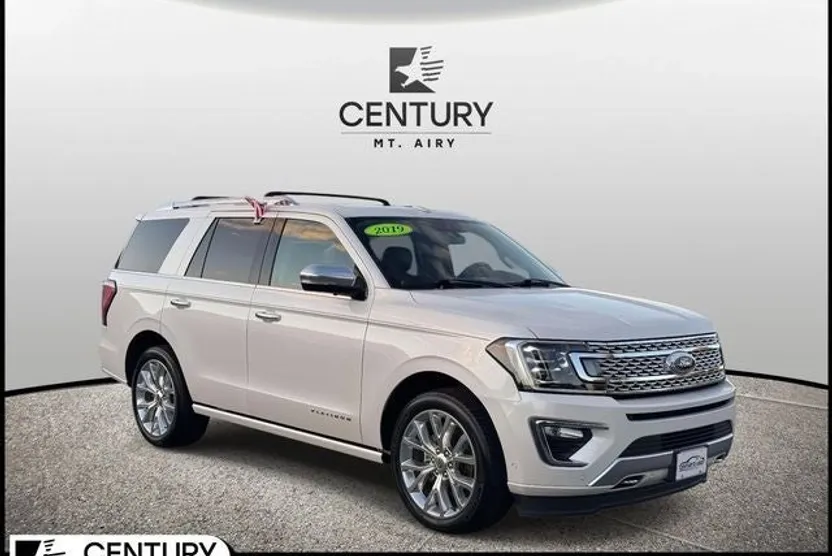 2019 Ford Expedition Platinum photo 1