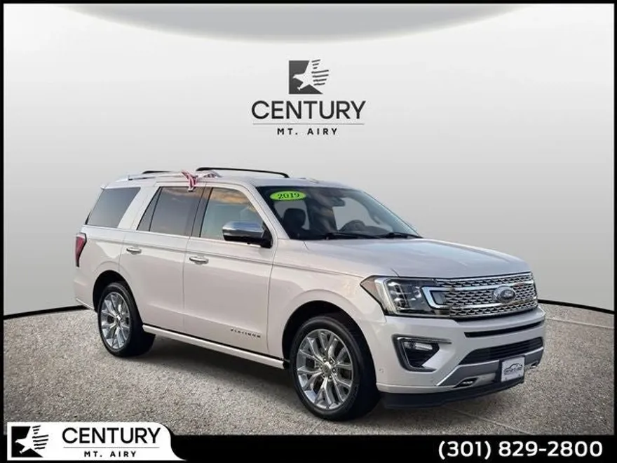 2019 Ford Expedition Platinum photo 1