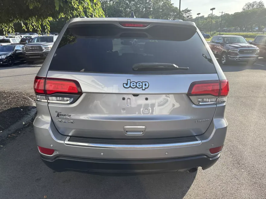 2020 Jeep Grand Cherokee Limited photo 1