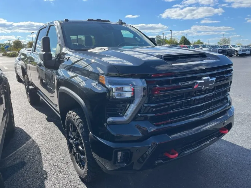 2026 Chevrolet Silverado 2500HD LTZ photo 1
