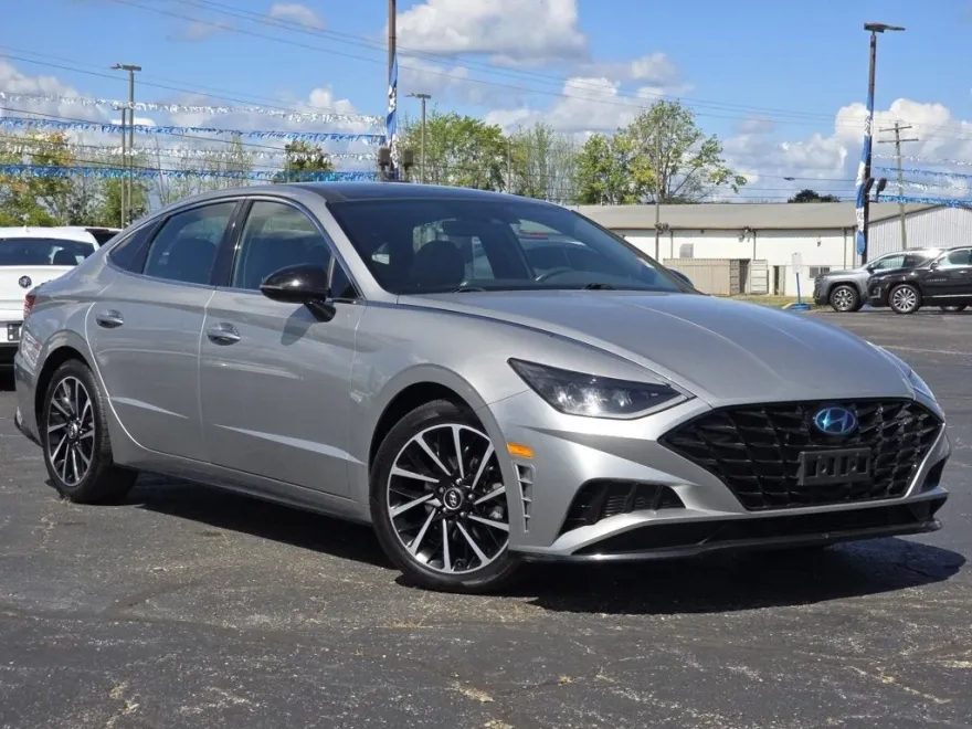 2020 Hyundai Sonata SEL Plus photo 1
