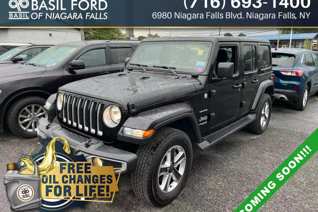 2022 Jeep Wrangler Unlimited Sahara photo 1