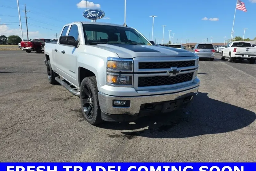 2015 Chevrolet Silverado 1500 LT photo 1