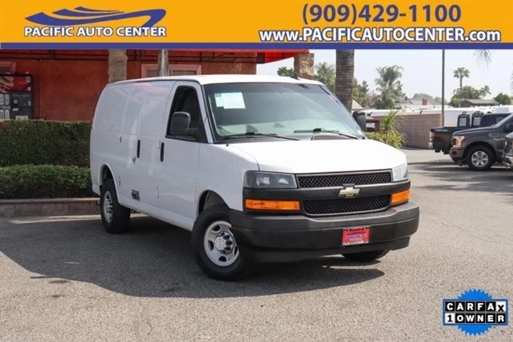 2019 Chevrolet Express 2500 Work Van photo 1