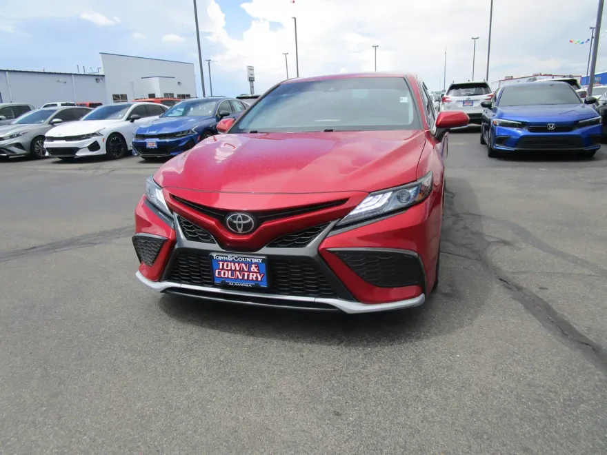 2022 Toyota Camry XSE photo 1