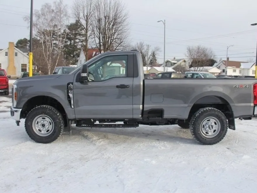 2025 Ford F-250 XL photo 1