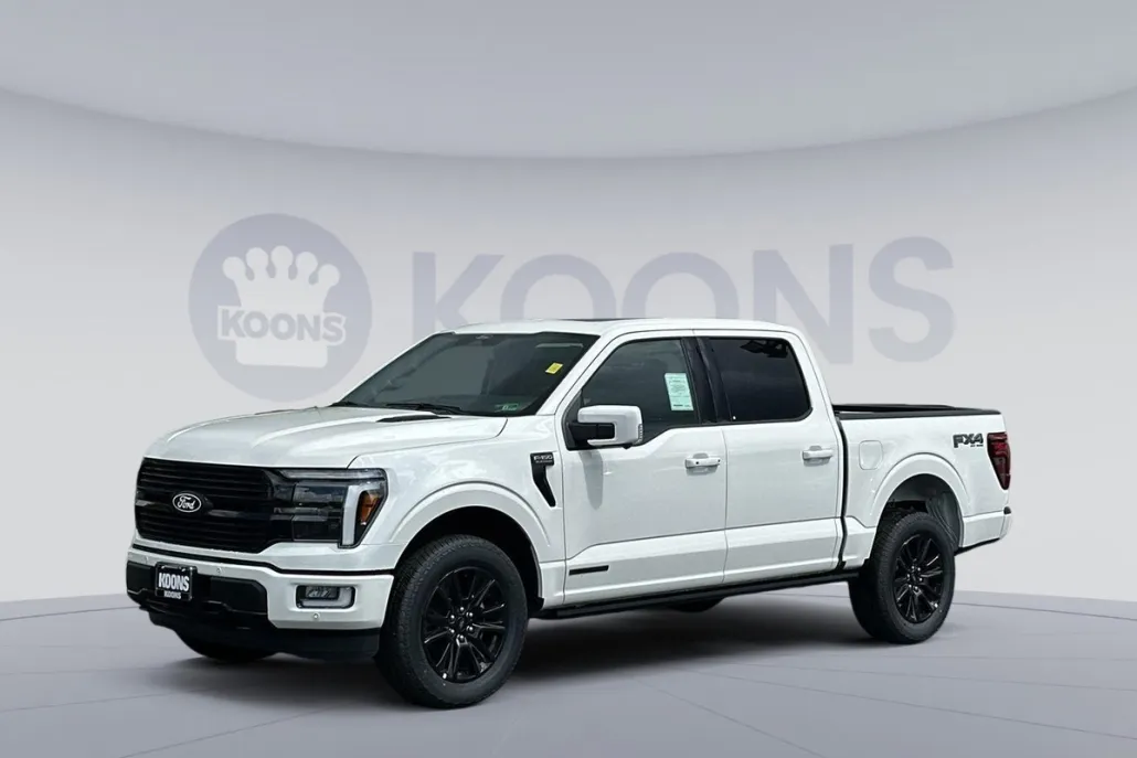 2025 Ford F-150 Platinum photo 1