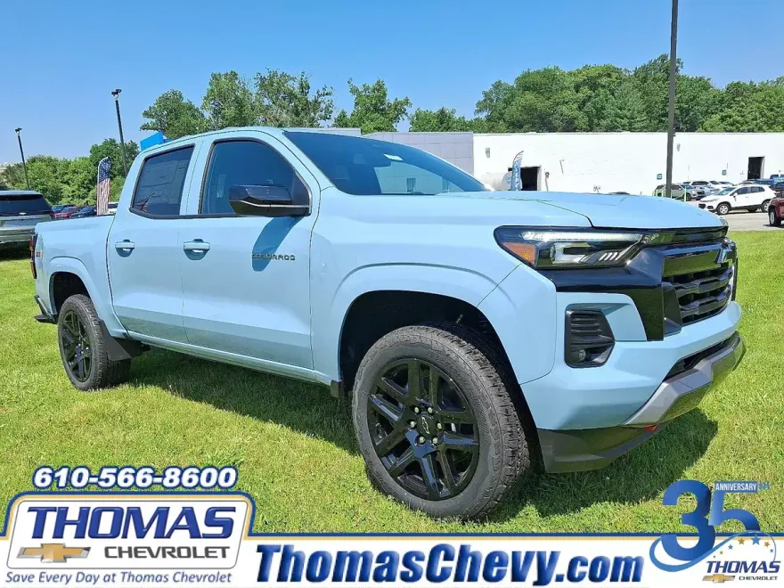 2025 Chevrolet Colorado Z71 photo 1