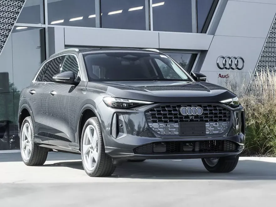 2025 Audi Q5 Premium Plus photo 1