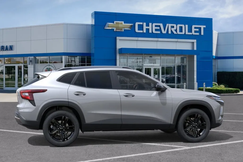 2025 Chevrolet Trax ACTIV photo 1