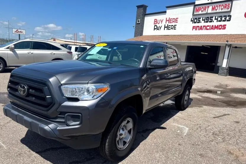 2021 Toyota Tacoma SR5 Double Cab photo 1