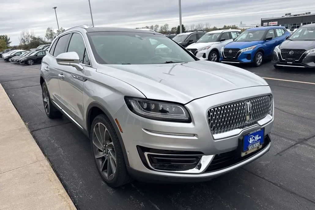 2019 Lincoln Nautilus Reserve photo 1