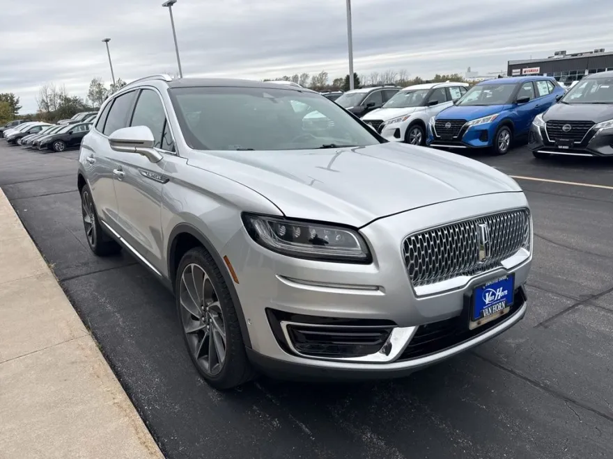 2019 Lincoln Nautilus Reserve photo 1