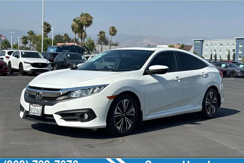2018 Honda Civic EX-L photo 1
