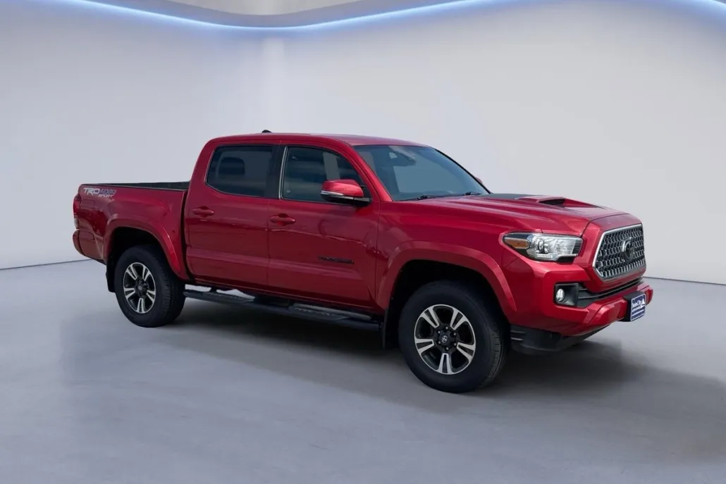 2019 Toyota Tacoma TRD Sport 4x4 SR Double Cab photo 1