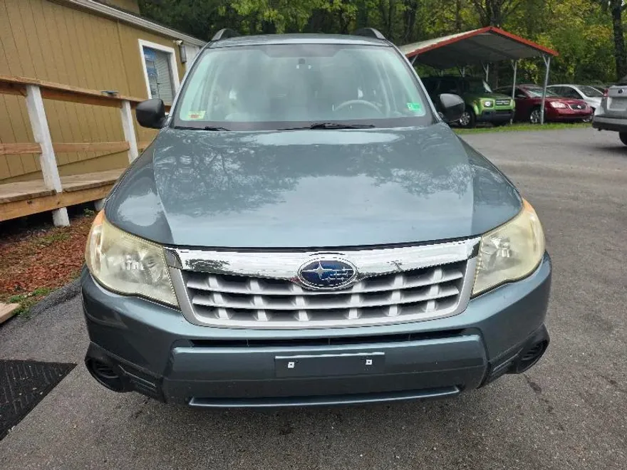 2011 Subaru Forester 2.5X Touring photo 1