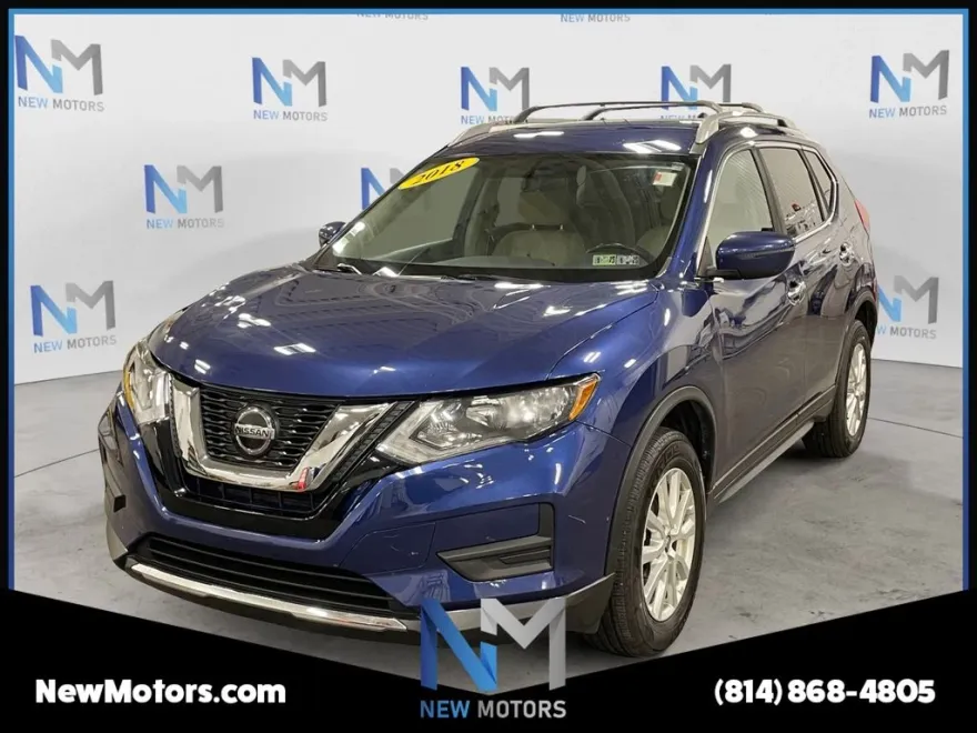 2018 Nissan Rogue SV photo 1