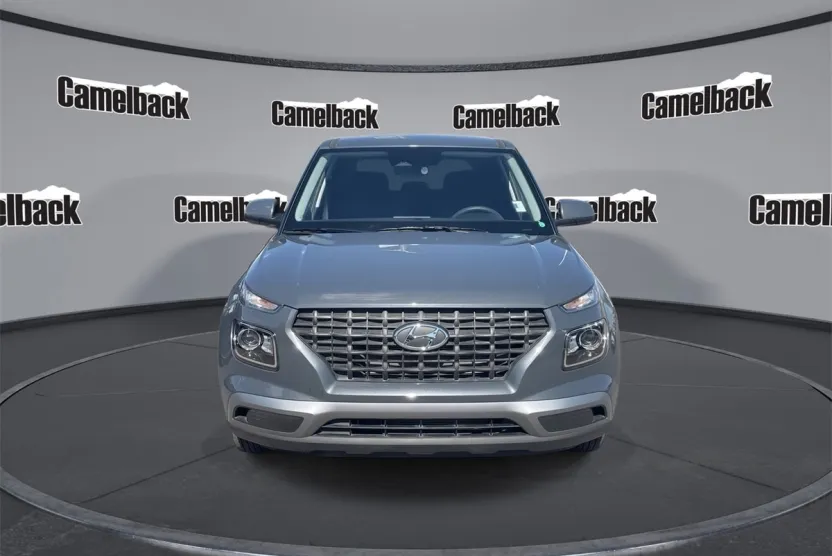 2023 Hyundai Venue SE photo 1