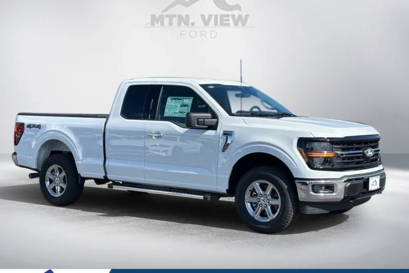 2025 Ford F-150 XLT photo 1
