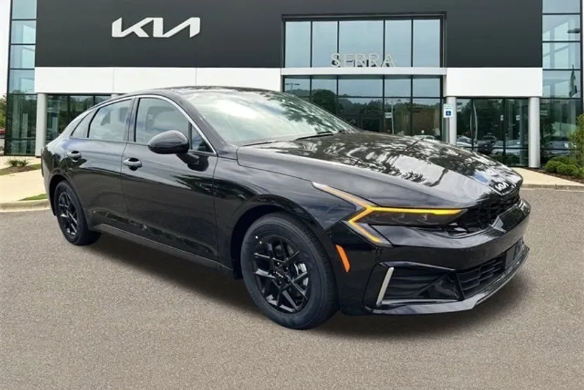 2026 Kia K5 LXS photo 1