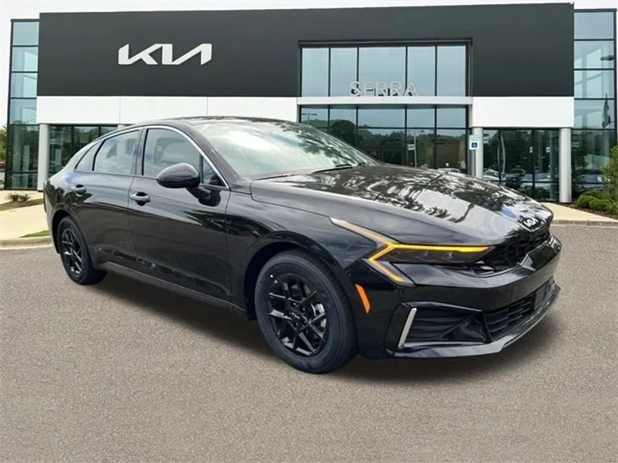2026 Kia K5 LXS photo 1